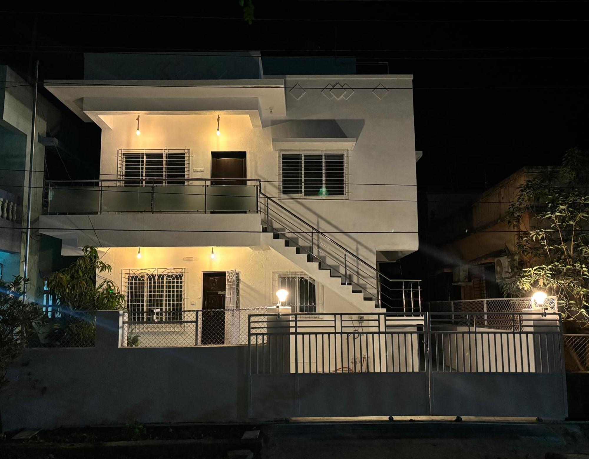 Homestay White Haven *
